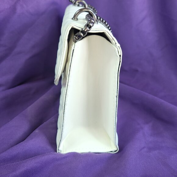 White Envelope Shoulder Bag Chain Strap Embossed Vegan Leather - Picture 4 of 12